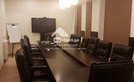 იყიდება 440 კვ.მ საოფისე ფართი საბურთალოზე, პრესტიჟულ ბიზნეს ცენტრში, ფართი არის ახალი გარმეონტებული, ოფისი 325 კვ.მ + 114 კვ.მ ვერანდა, ცენტრალური გათბობით, აღჭურვილობით, ყველა საჭირო კომუნიკაციით. img