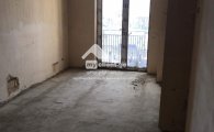 იყიდება სამოთახიანი ბინა ბაგებში. ბინა არის ახალი აშენებული, თეთრი კარკასის მდგომარეობაში. ბინას ასევე აქვს საკუთარი ავტოფარეხი, რაც შედის აღნიშნულ ღირებულებაში. ბინაში არის ყველა საჭირო კომუნიკაცია. img