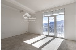 იყიდება ახალაშენებულ, დასრულებულ და შესახლებულ კორპუსში 109 კვ.მ 4 ოთახიანი ბინა საბურთალოზე ქარელის ქუჩაზე. ბინაში არის ორი სველი წერტილი, იზოლირებული სამზარეულო, მისაღები ოთახი და ორი ნათელი საძინებელი.სამუშაოები შესრულებულია უმაღლესი ხარისხის მასალით.ამ ეტაპზე მიმდინარეობს სამღებრო სამუშაოები . img