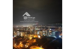 კორპუსი არის ახალი აშენებული, ორი ლიფტით. სახლი არის ახალი გარემონტებული . 31შესასვლელში, საძინებლებში ჩაშენებულია კარადები . სამზარეულო არის იზოლირებული დამოუკიდებელი აივნით ჩაშენებული მაცივრებით, ინდუქციური ელექტრო ქურით ,ჭურჭლის სარეცხი მანქანით, სარეცხი მანქანით. . მისაღები ოთახი ჩაშენებული წიკნების კარადით, მაგიდა სკამები , ბუფეტი, მდივანი. 2 სველი წერტილი აბაზანა, საშხაპე .ჰიუნდაის ფირმის 3 კონდენციონერი . 3 აივანი , ხედით თბილისზე 18 კვ.მ, . ბინას აქვს 2 მანქანის პარკინგი და სივრცე სარდაფისათვის. კორპუსის 1 სართულზე განთავსდება , ამჟამად მიმდინარეობს რემონტი, მაღალი სტანდარტების მქონე რამოდენიმე ზონიანი სავარჯიშო დდარბაზები
img