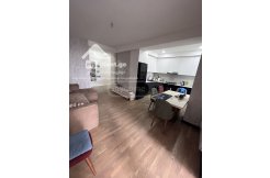 იყიდება მინდელის ქუჩაზე არქი თაუერი კორპუსში 3 ოთახიან ბინას 2 საძინებელით, სველი წერტყილით აივანით img