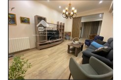 იყიდება აბაშიძეზე მრგვალ ბაღთან მყარ ძველ აშენებულ კორპუსში ბინა გეგმარებულია 2 საძინებელით სველი წერტილით ვერანდით img