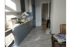 იყიდება ჭავჭავაძის გამზირზე ძველ მყარ სახლში 3 ოთახიანი გარემონტებული ბინა რომელიც გეგმარებულია იზოლირებული საზმარეულო 2 საძინებელით სველი წერტილით აივანით
img