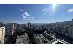 იყიდება დიღმის მასივში სამშენებლო კომპანია აბრისის ახალაშენბეულ დასრულებულ კორპუსში 4 ოთახიანი პენთჰაუსი რომელიც გეგმარებულია იზოლირებული სამზარეულო ოთახით, დიდი მისაღები, 3 საძინებელი, 4 სველი წერტილით ბინასაქვს პანორამული ხედები მთელ ქალაქზე ვერანდებიდან, კორპუსს ემსახურება 3 ლიფტი, ყავს დაცვა და მიმდებარე ტერიტორია კონტროლდება ვიდეო სამეთვალყურეო კამერებით img